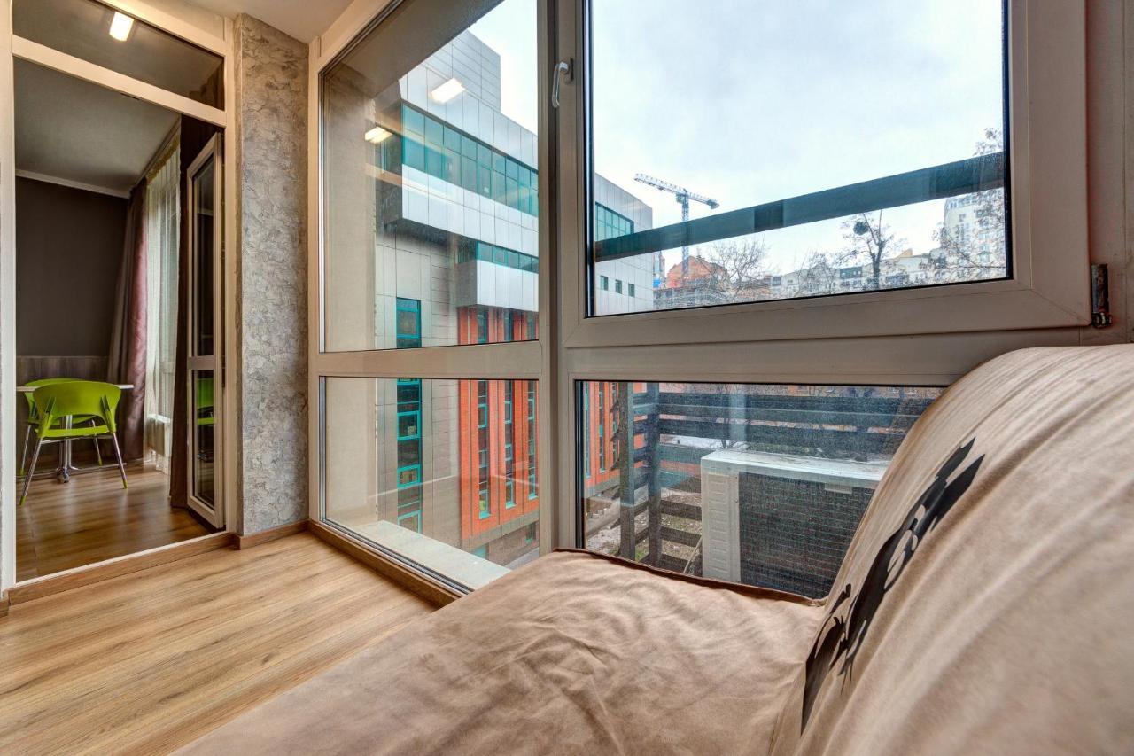 Apartments Near Ukraina Shopping Mall キエフ エクステリア 写真