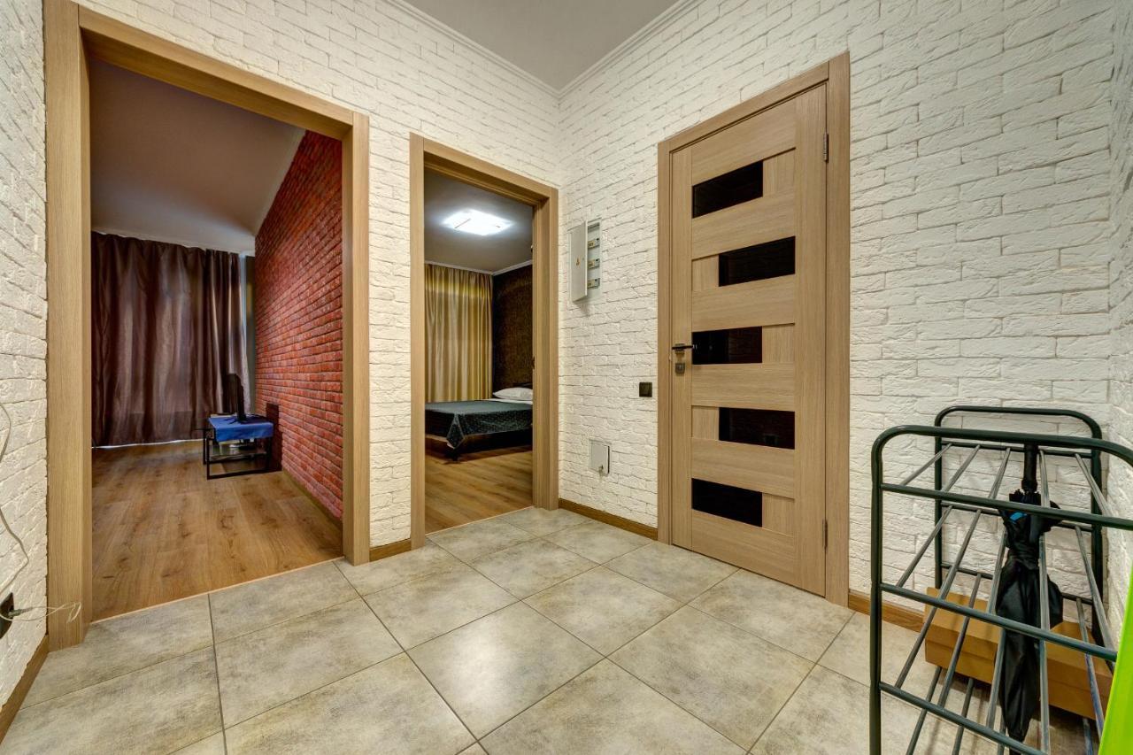 Apartments Near Ukraina Shopping Mall キエフ エクステリア 写真